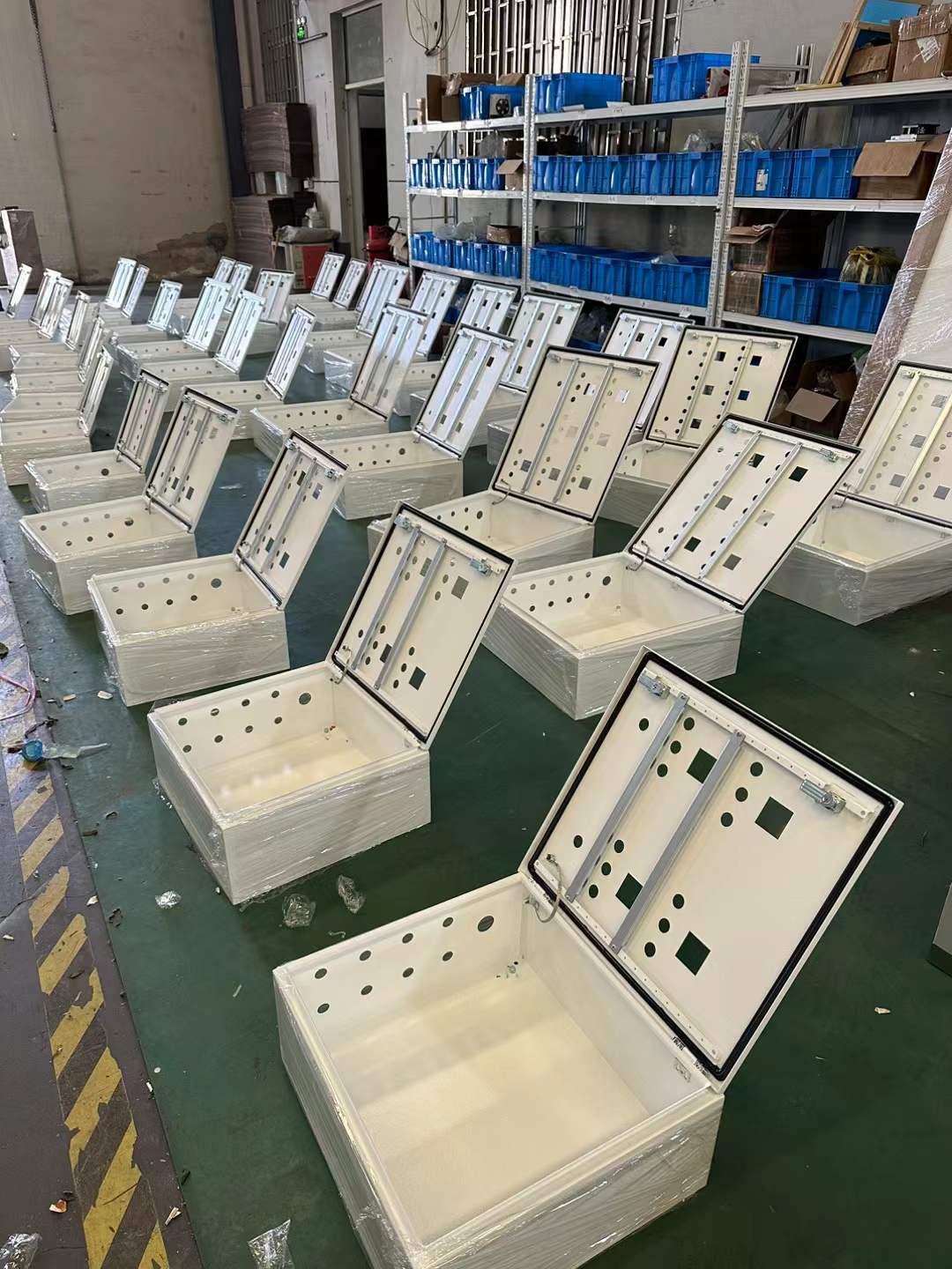 ​乐思体育ps柜定制